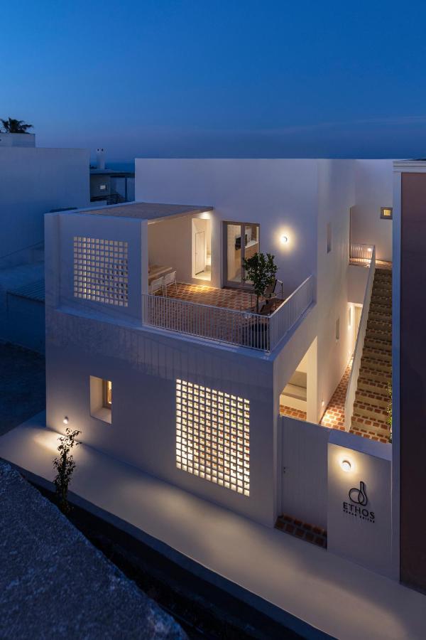 Ethos Vegan Suites Fira  Exterior foto